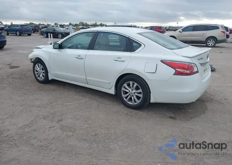 2014 Nissan Altima 2.5 S из США, поврежденный, VIN 1N4AL3AP4EN238376